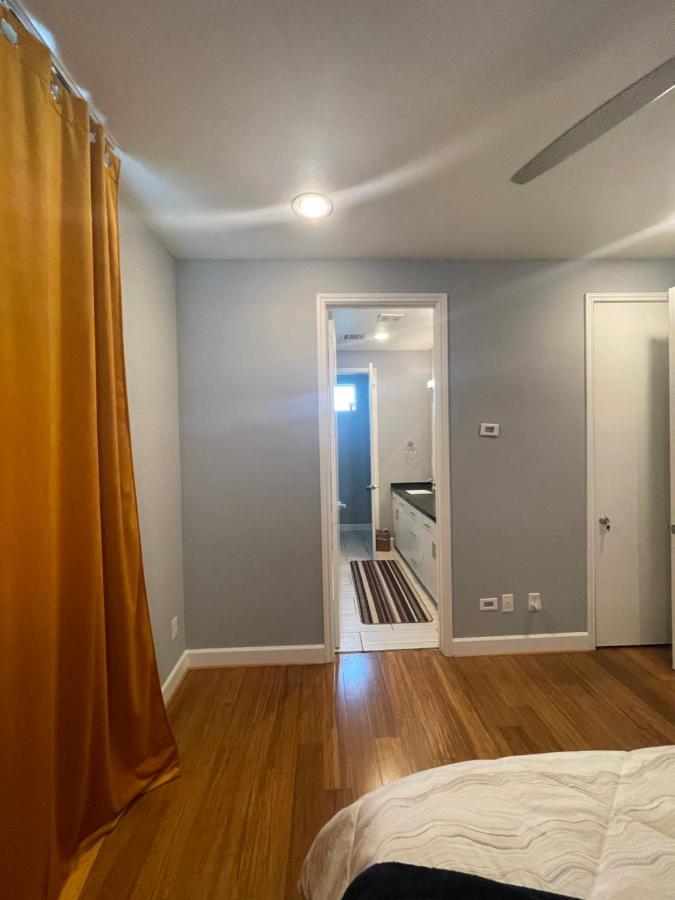 Вилла N-E-G Skai Midtown Of Хьюстон Экстерьер фото